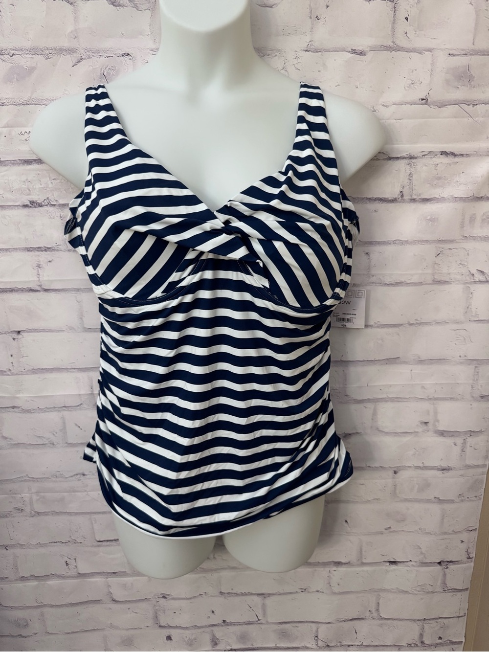 Liz Claiborne Swimwear 22W Blue White Striped Tankini Top Slimming Flawed New
